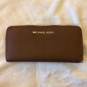 Micheal Kors Brown Leather Wallet